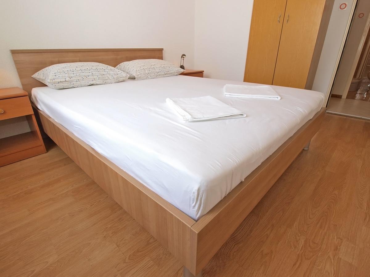 Apartments Slavka 1155 풀라 외부 사진